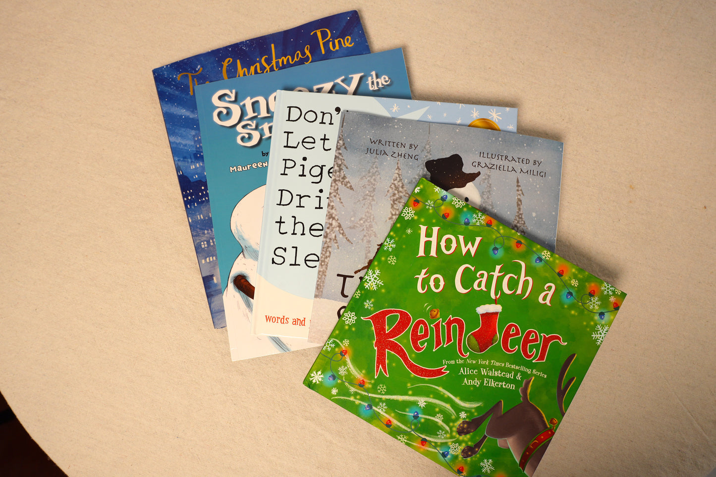 Christmas 5 Book Bundle for 4 - 8 years